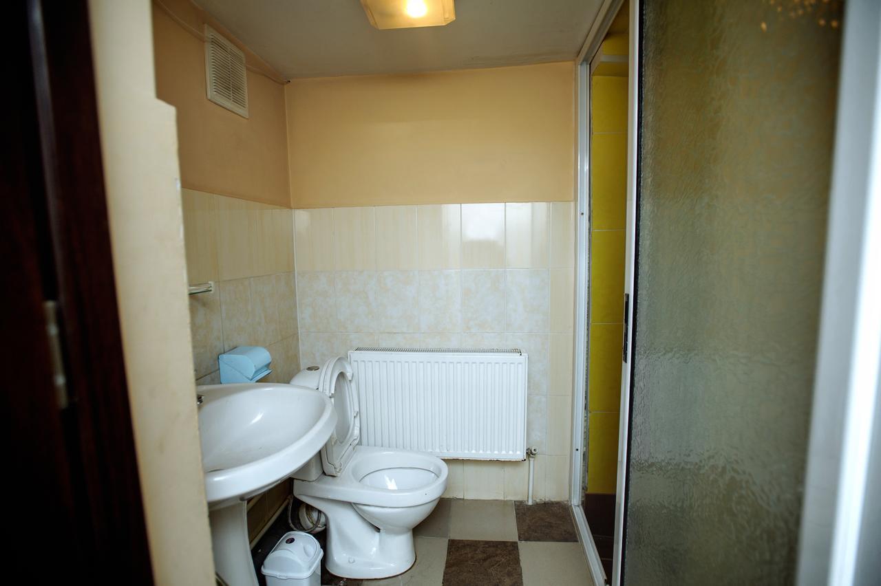 Your Hostel تشيسيناو المظهر الخارجي الصورة